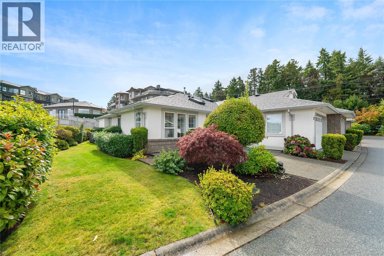 6595 Groveland Dr Unit 17 Dr, Nanaimo, BC V9V 1S6