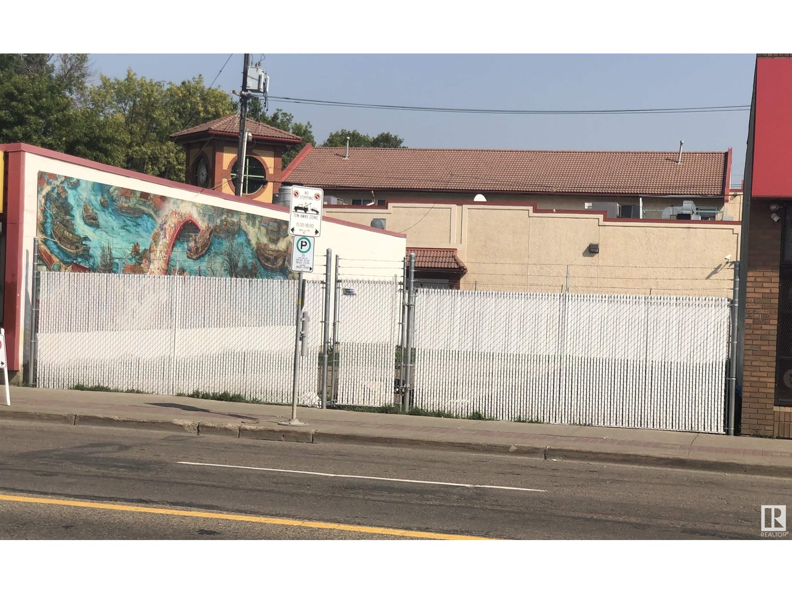 97 St Nw Unit 10669 NW #10669, Edmonton, AB T5H 2L7