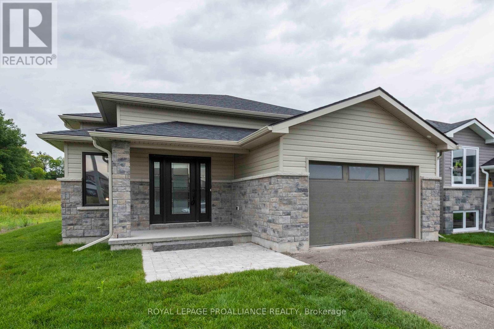 81 Meagan Ln, Quinte West, ON K0K 2C0
