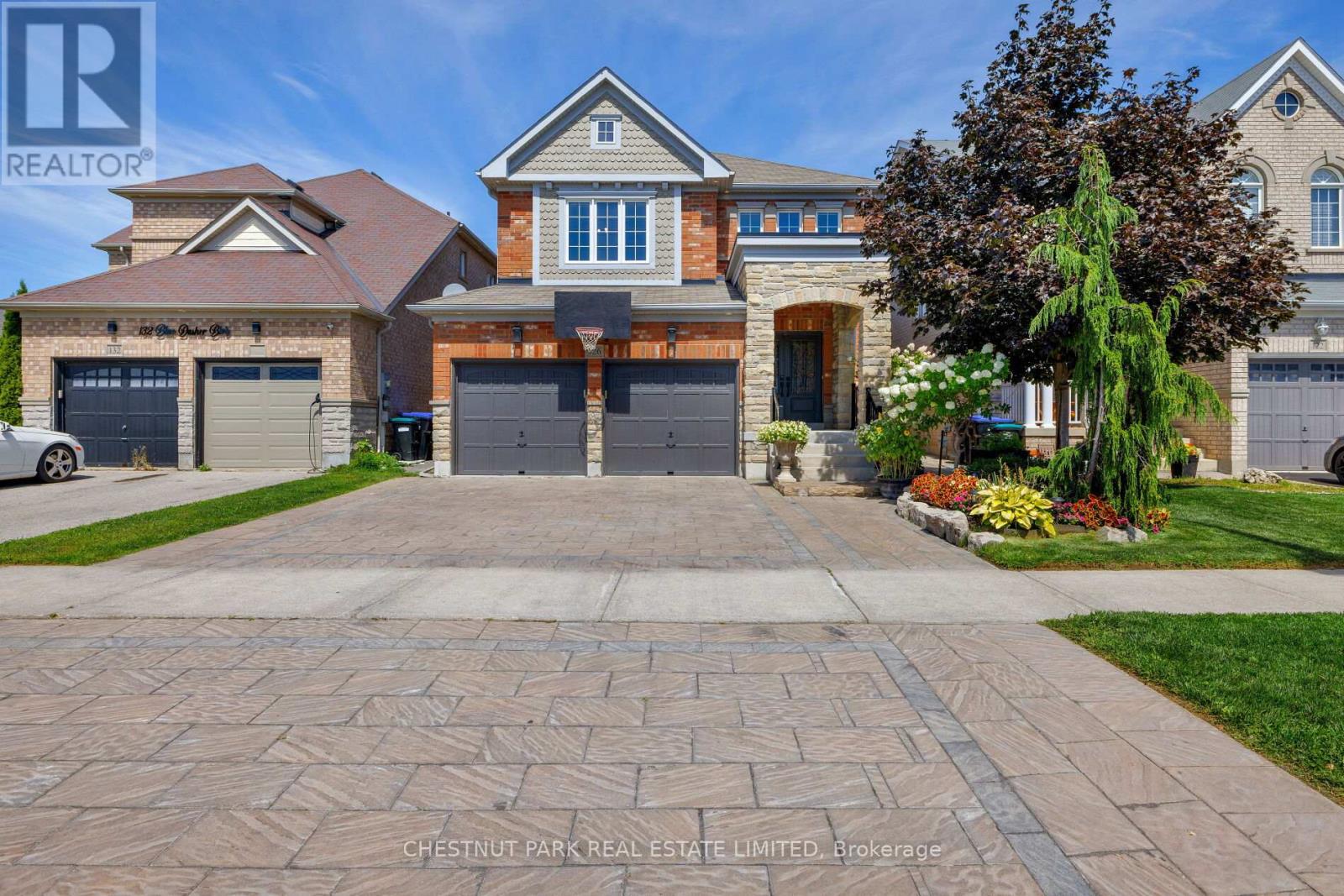 126 Blue Dasher Blvd, Bradford West Gwillimbury, ON L3Z 3B9
