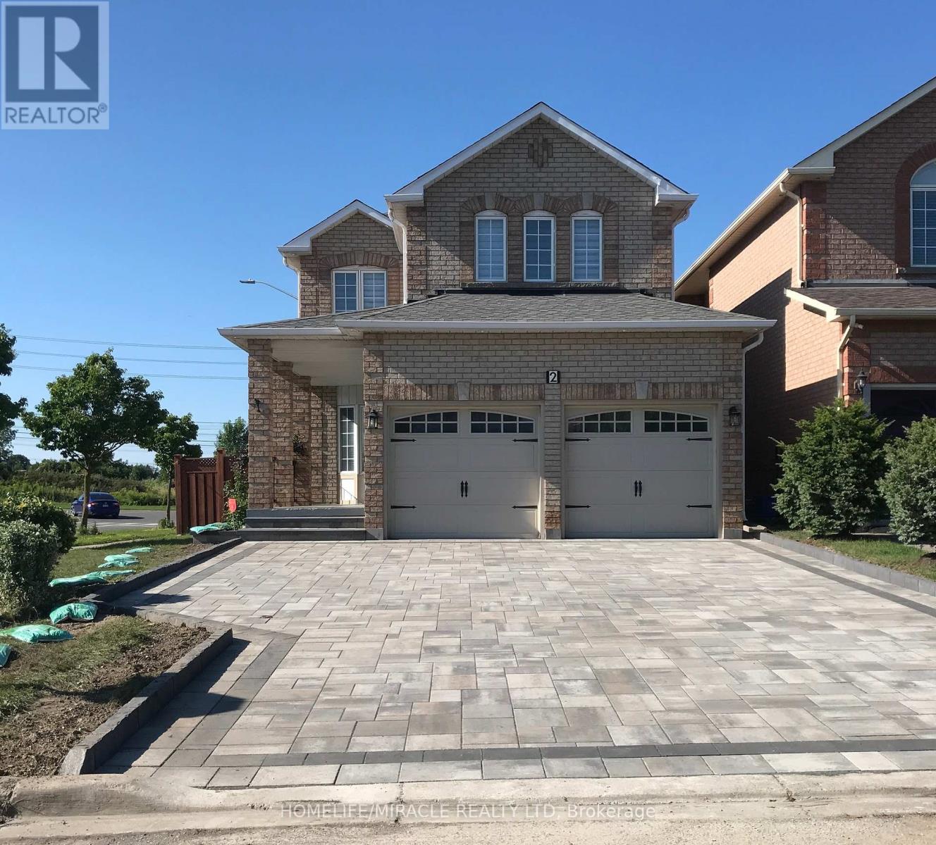 2 Nessie St, Markham, ON L3S 4J1