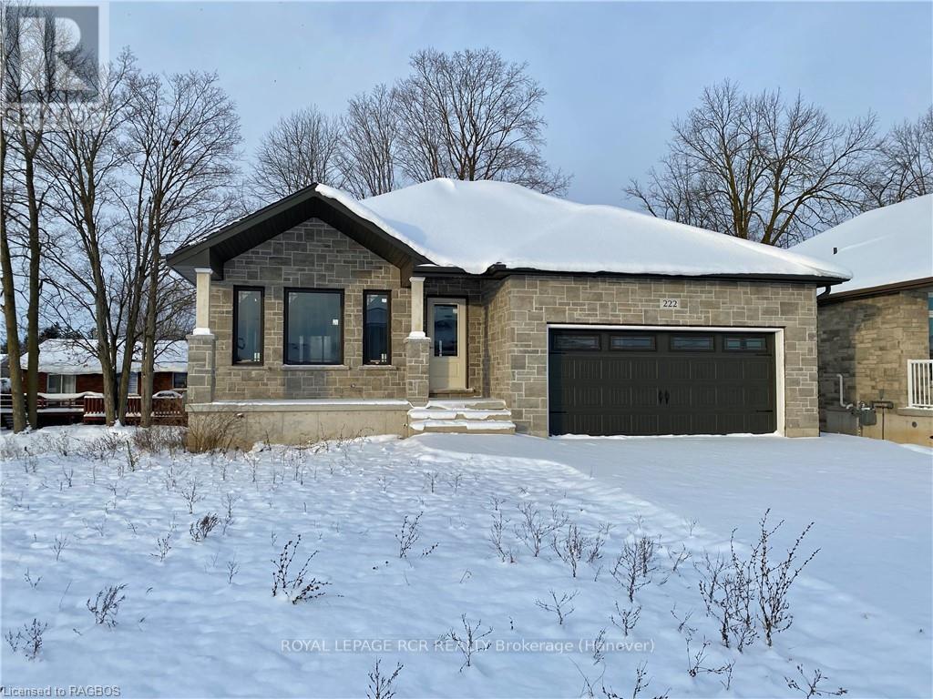 222 16th Avenue Crescent Cres #222, Hanover, ON N4N 3V3