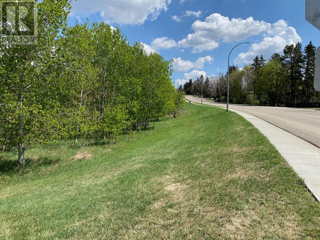 46 Street Unit 5005 #5005, Ponoka, AB T4J 1C2