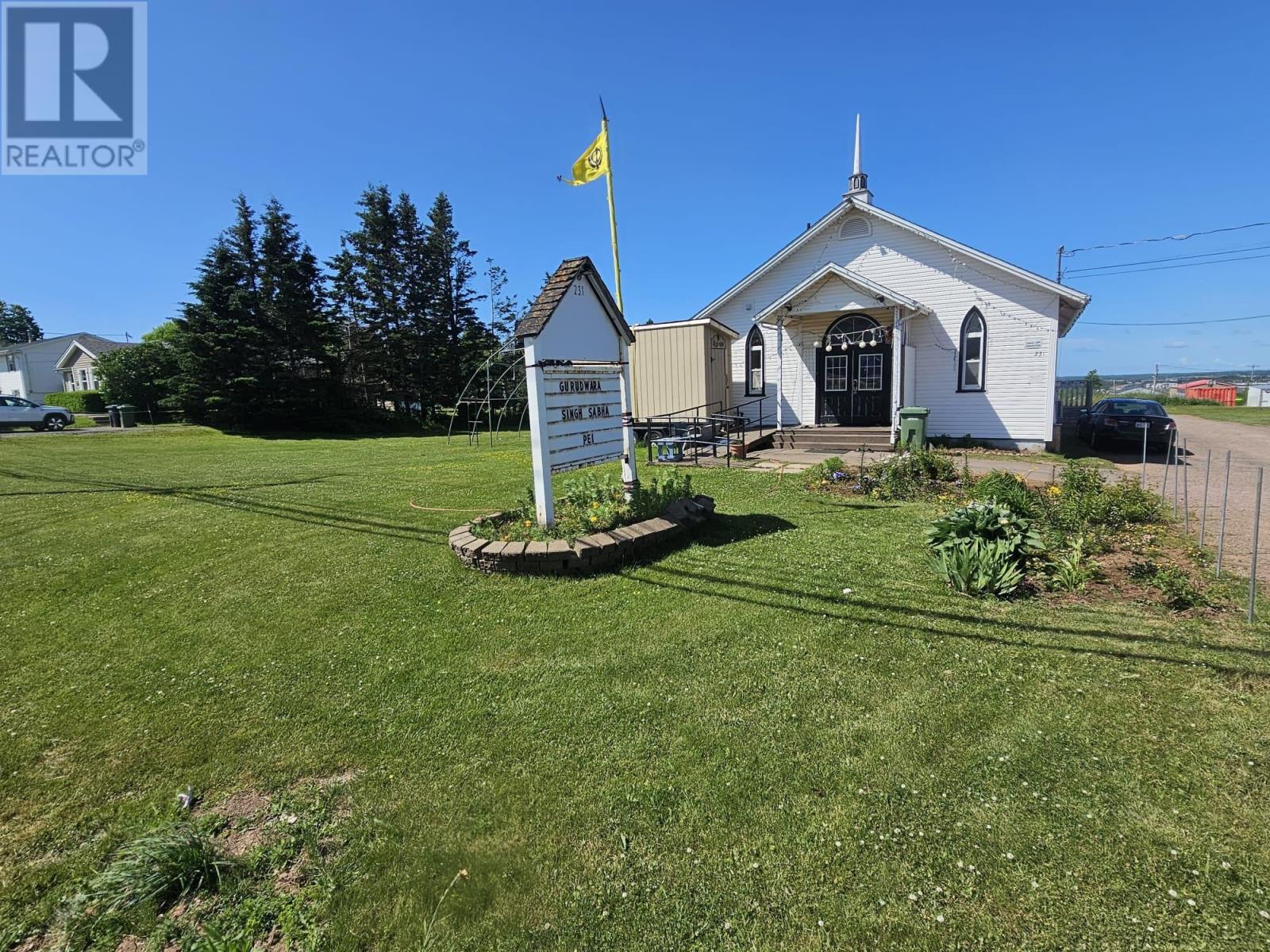 231 Brackley Point Rd, Charlottetown, PE C1A 6X2