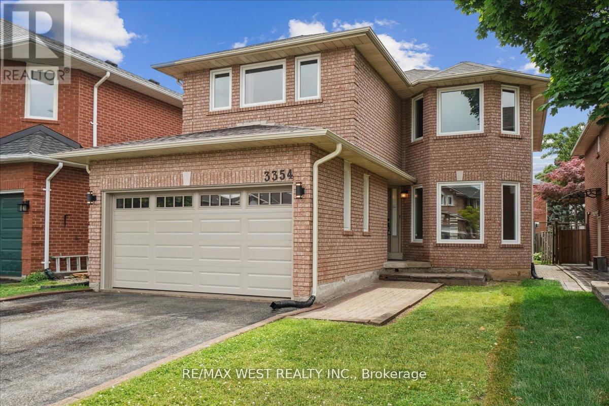 3354 Nutcracker Dr, Mississauga, ON L5N 6E6