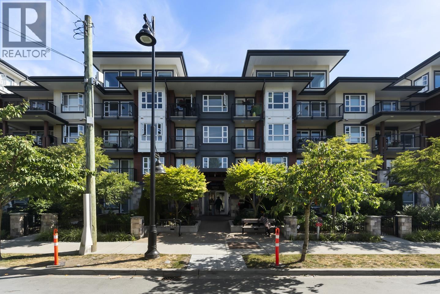 22562 121 Avenue Unit 209, Maple Ridge, BC V2X 3Y8
