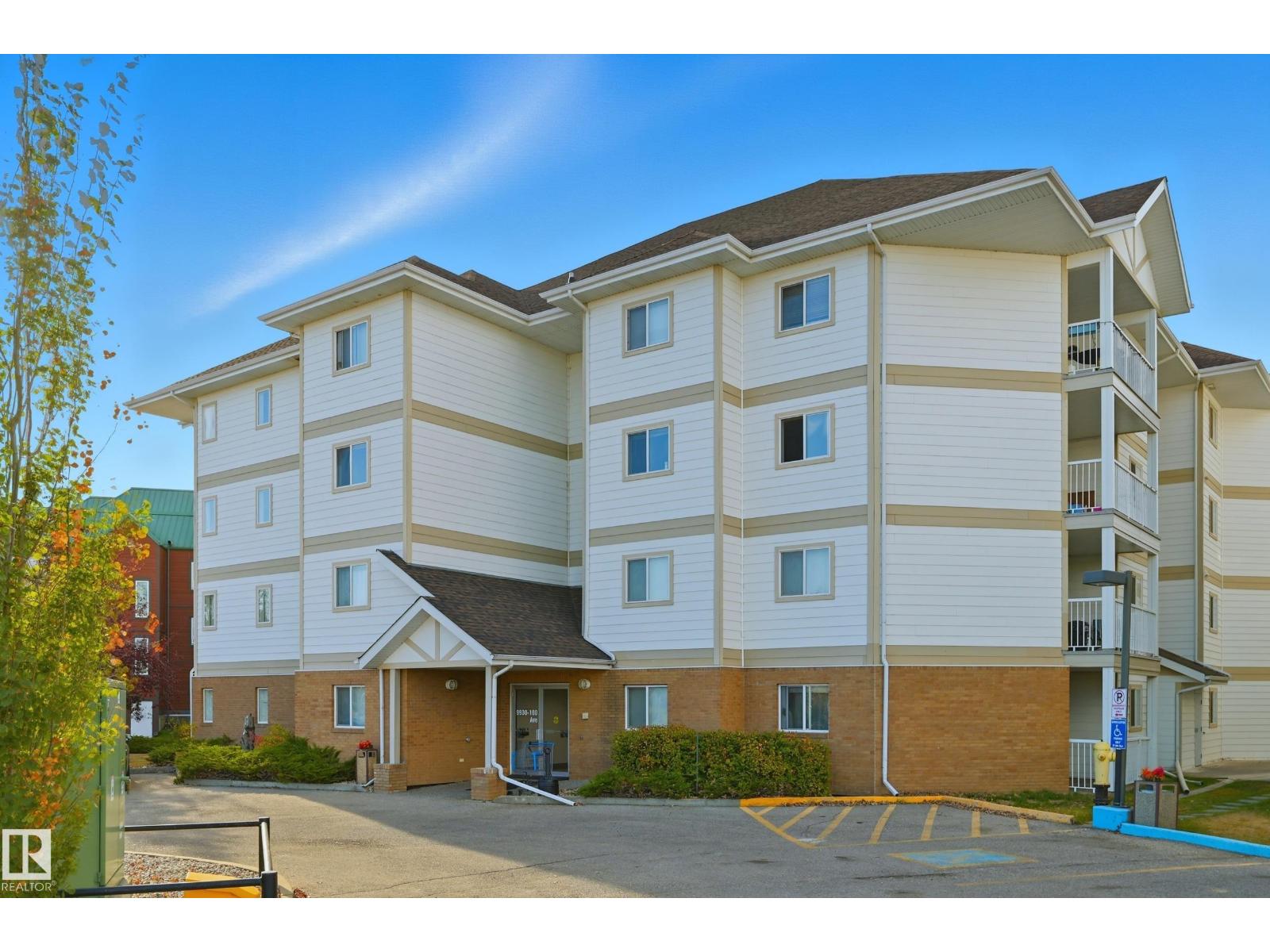 9930 100 Street #211, Fort Saskatchewan, AB T8L 4P3