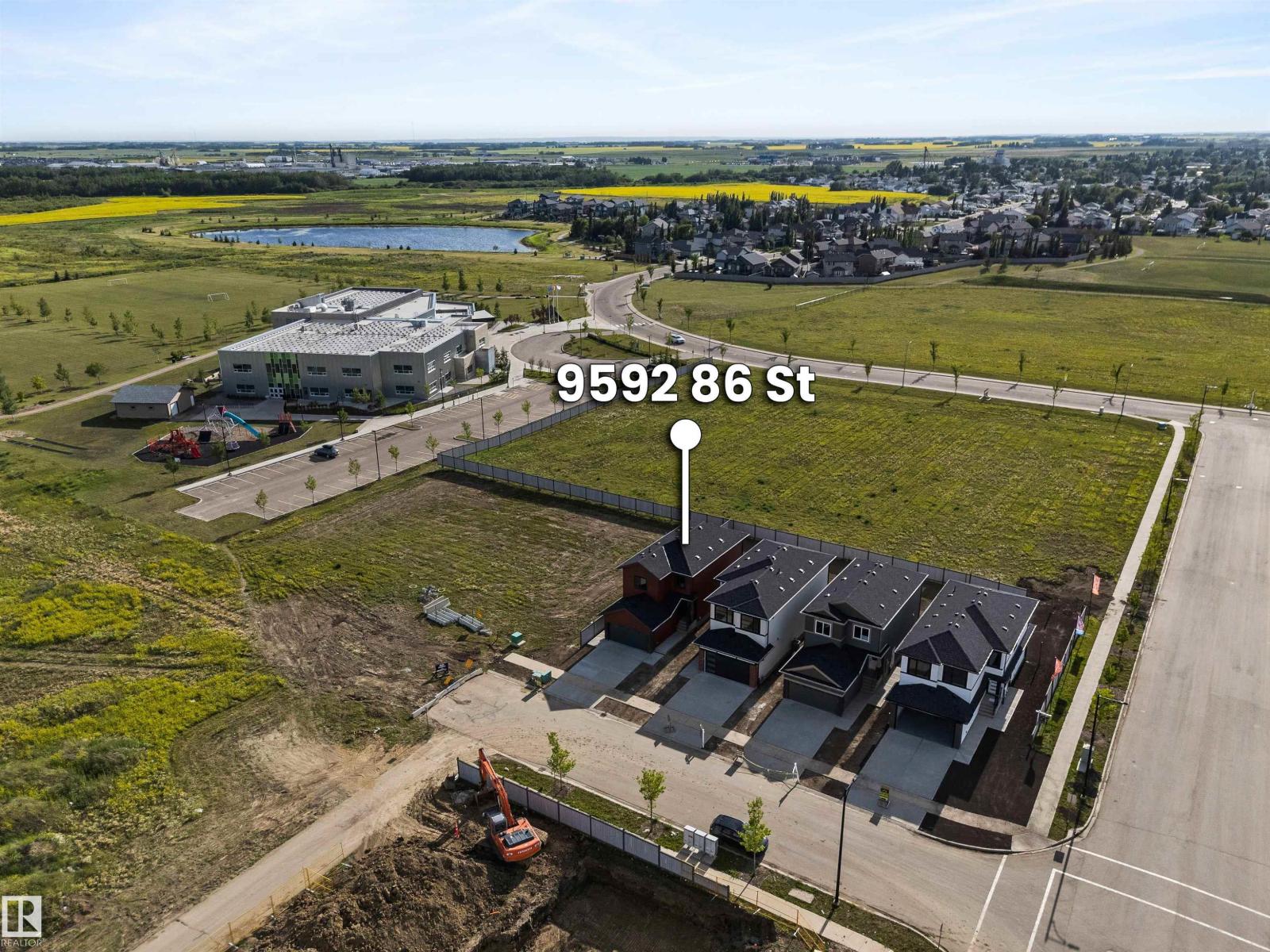 86 St Unit 9592, Morinville, AB T8R 1S8