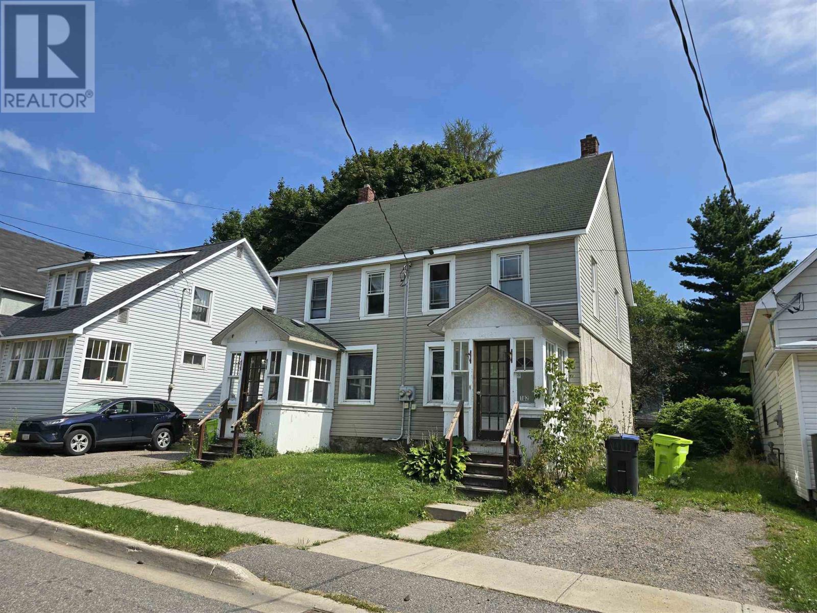 182-184 Woodward Ave, Sault Ste. Marie, ON P6A 3T7