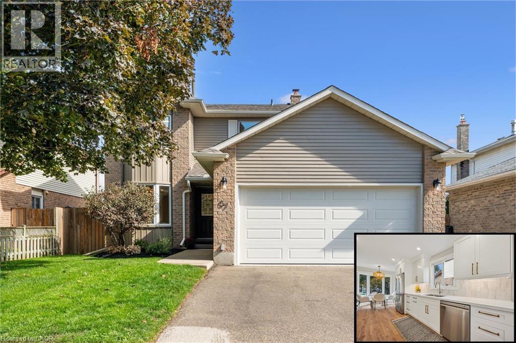 57 Foxridge Dr, Cambridge, ON N3C 3L8