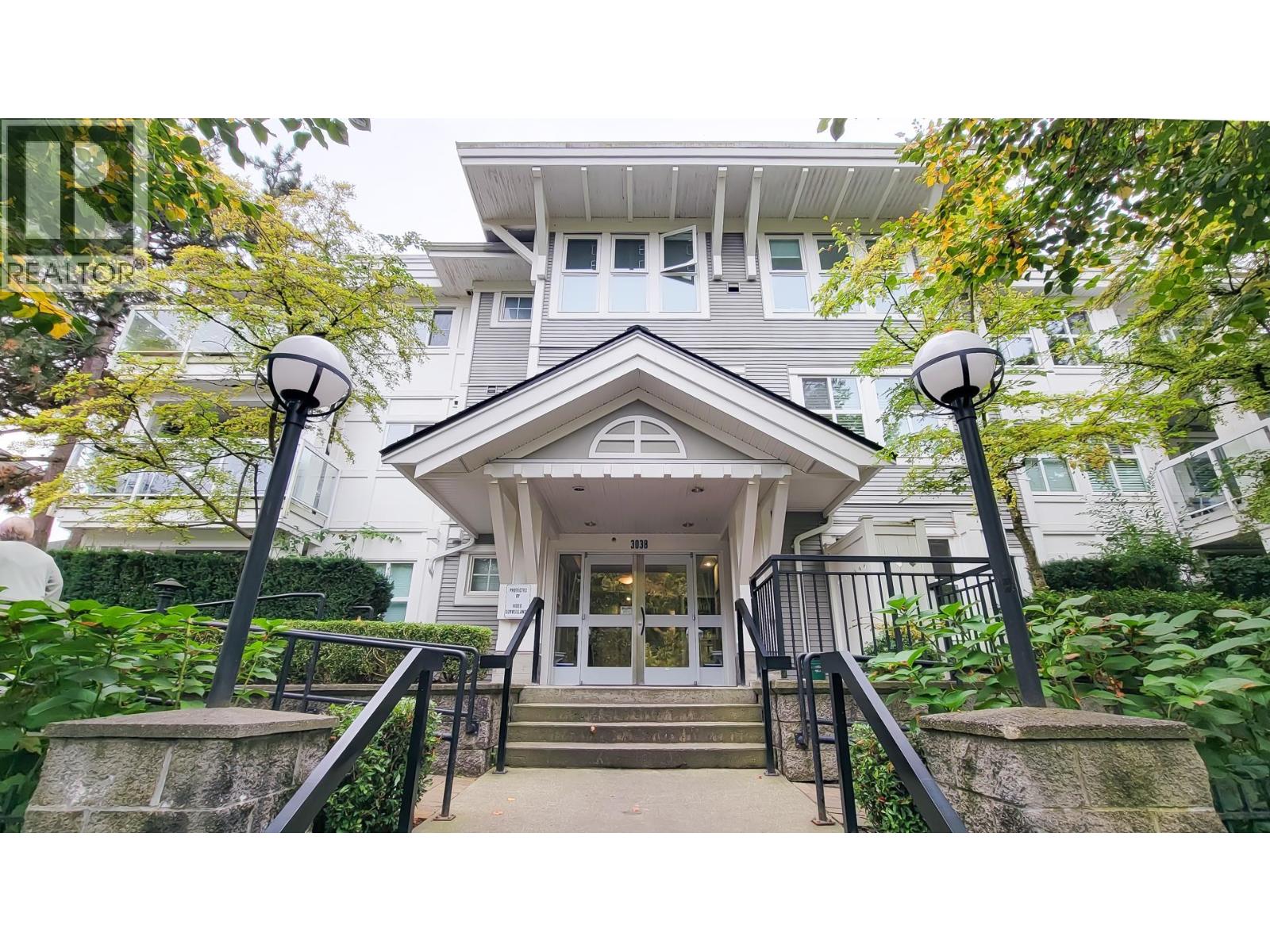 3038 Kent Avenue South E Unit 214, Vancouver, BC V5S 4V8