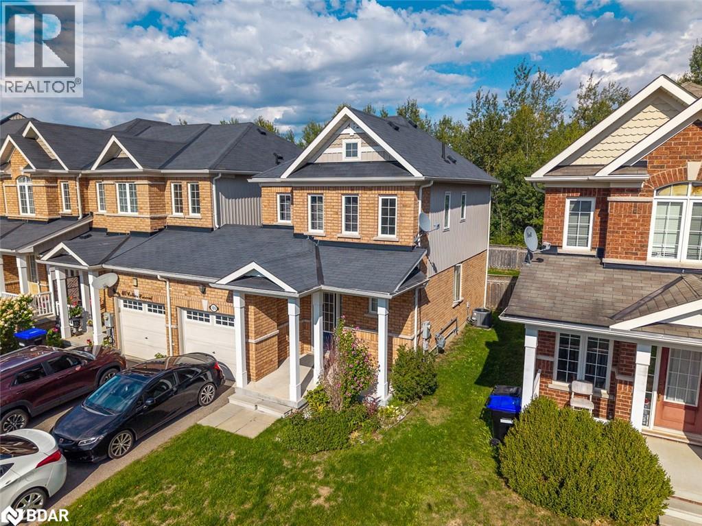 105 Collier Cres, Essa, ON L0M 1B5