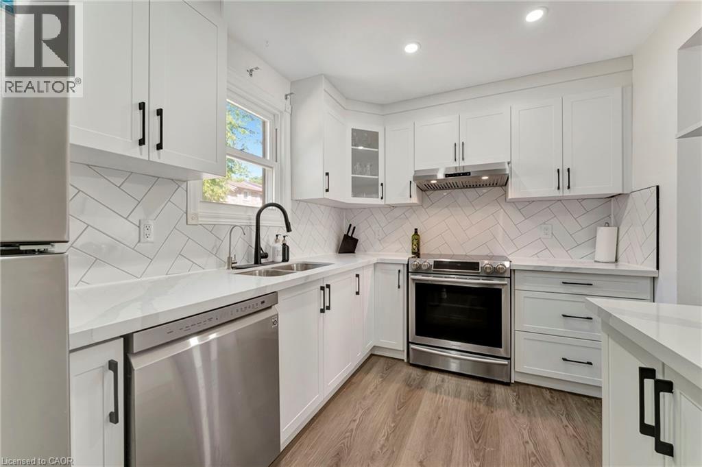 175 Cedar Street Unit 37, Cambridge, ON N1S 4X9