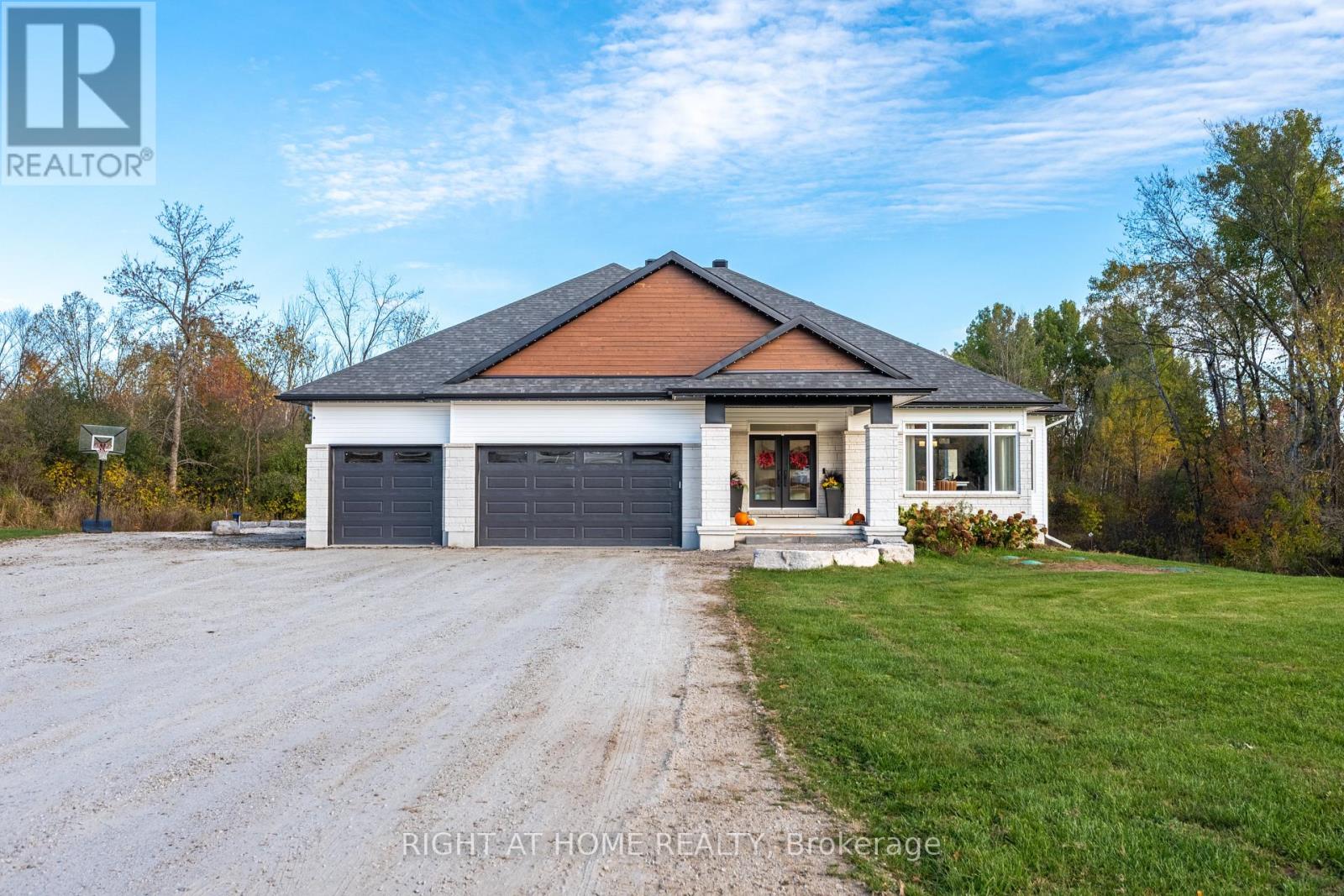 119 Ernest Way, Tay Valley, ON K7H 0B4