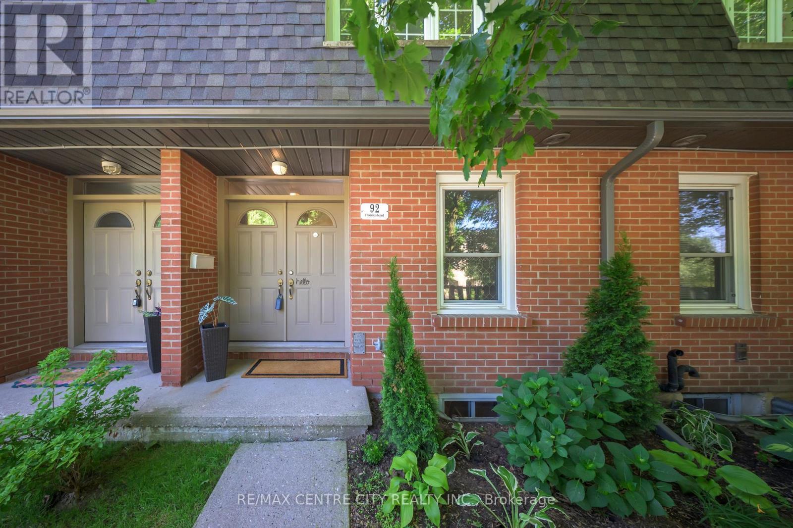 48 92 Homestead Cres, London, ON N6G 2E4