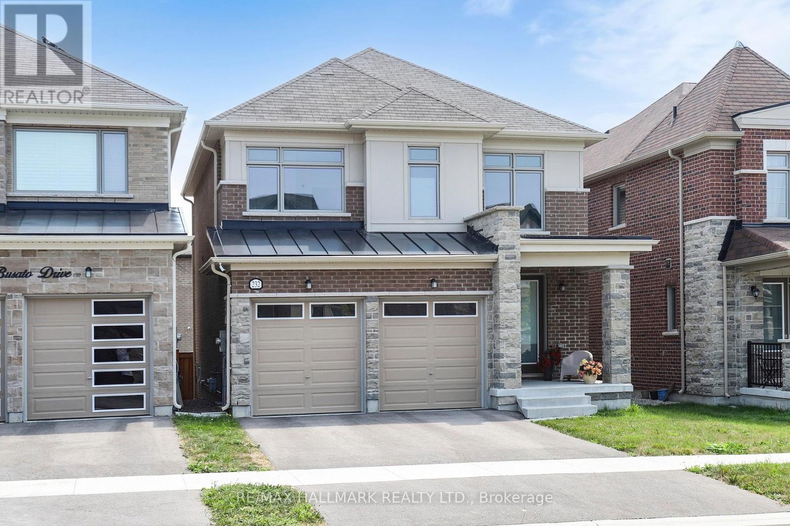 232 Busato Dr, Whitchurch-stouffville Stouffville, ON L4A 4X4