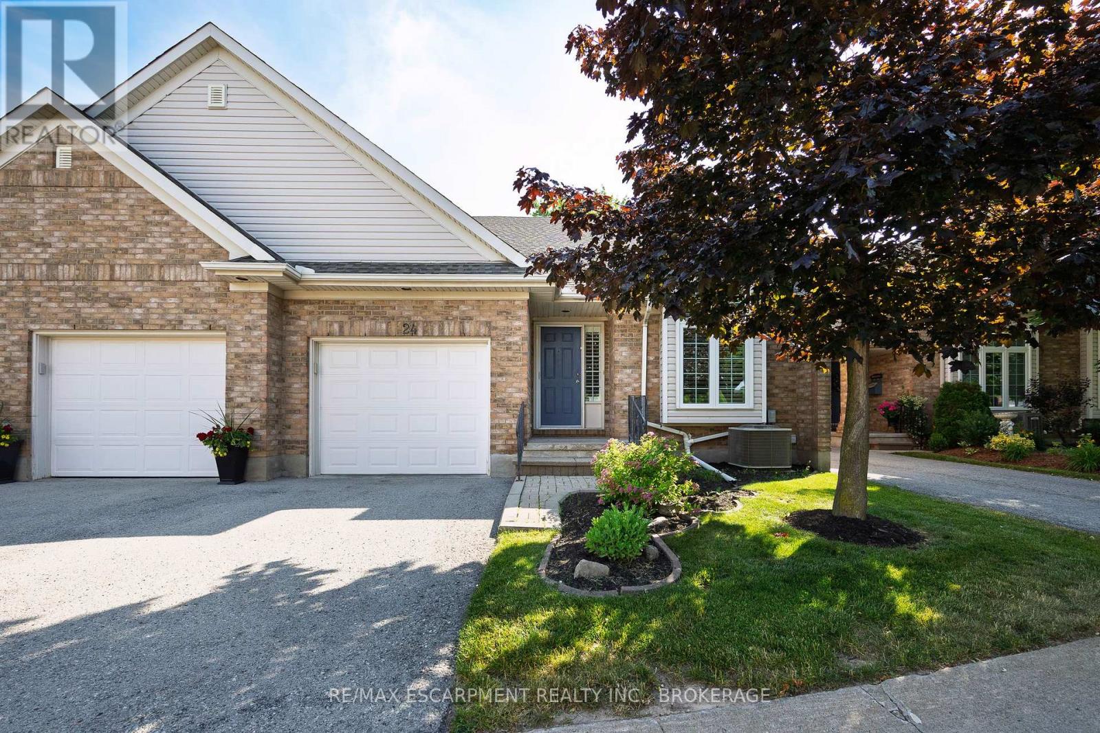 24 3516 Main St, Niagara Falls, ON L2G 6A6