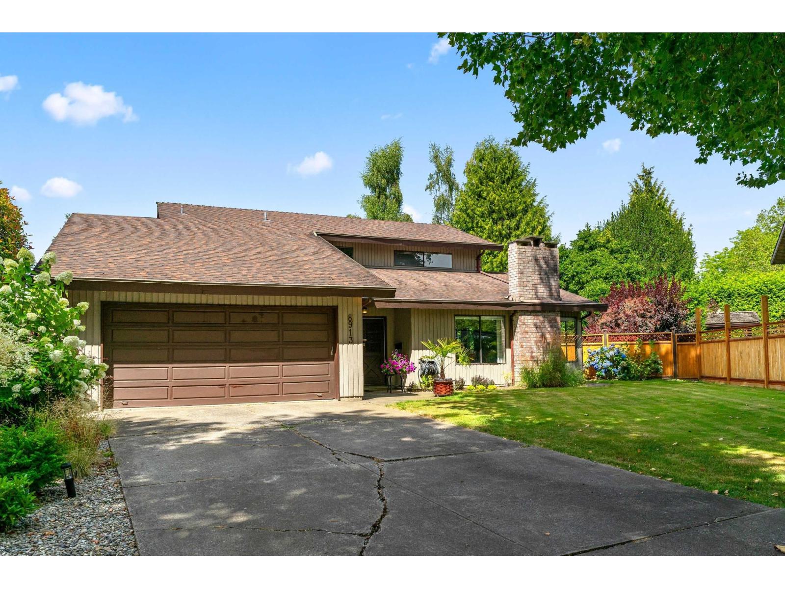8913 Jedburgh Pl, Surrey, BC V3V 6S1