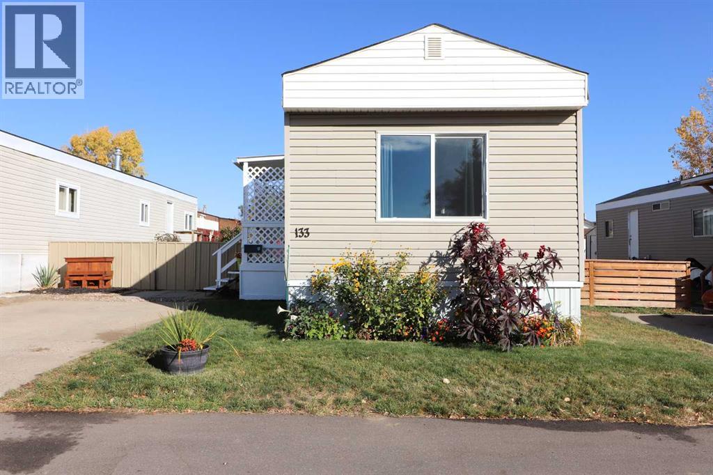 4000 13 Avenue Se Unit 133, Medicine Hat, AB T1B 1J3