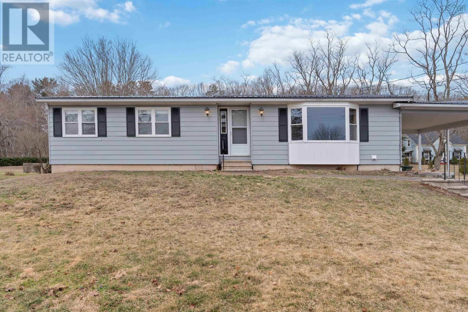909 Main St, Kingston, NS B0P 1R0