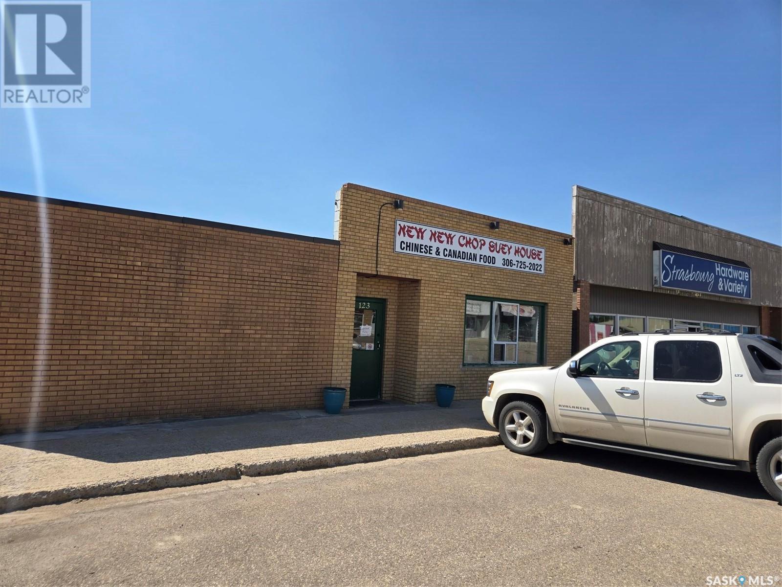 123 Mountain St, Strasbourg, SK S0G 4V0