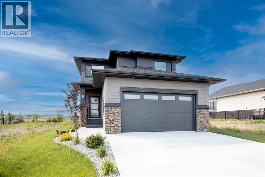 38 Springfield Blvd, Sylvan Lake, AB T4S 0S5