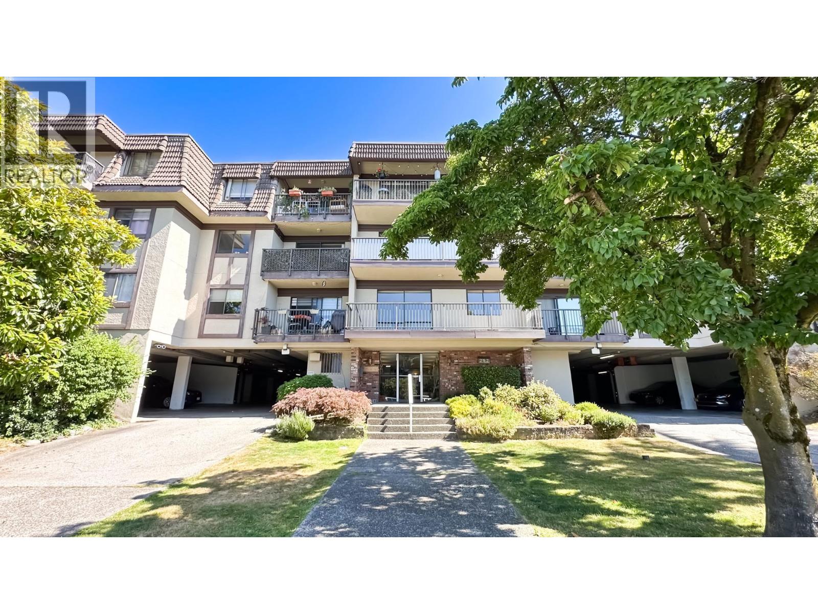 252 W 2nd Street Unit 306, North Vancouver, BC V7M 1C8