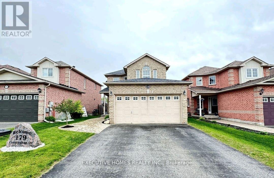179 Cunningham Dr, Barrie, ON L4N 5R2