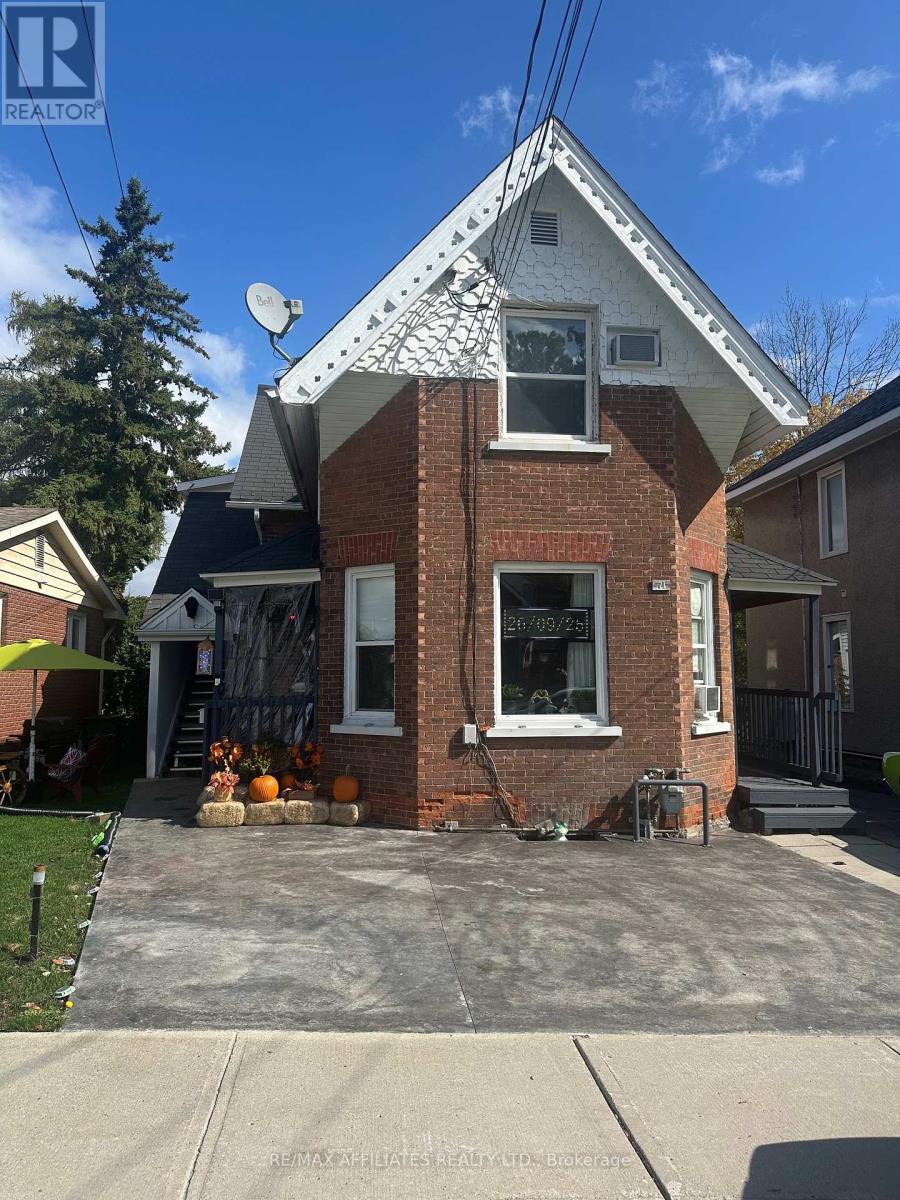 71 Mcgonigal St W, Arnprior, ON K7S 1M2
