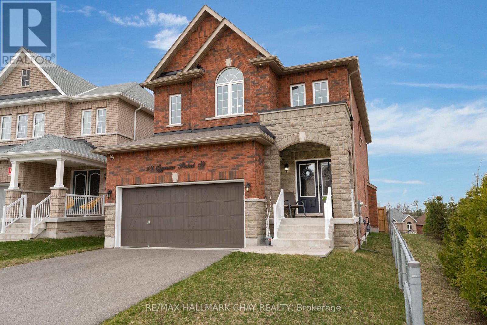 18 Cypress Point St, Barrie, ON L4N 6J9