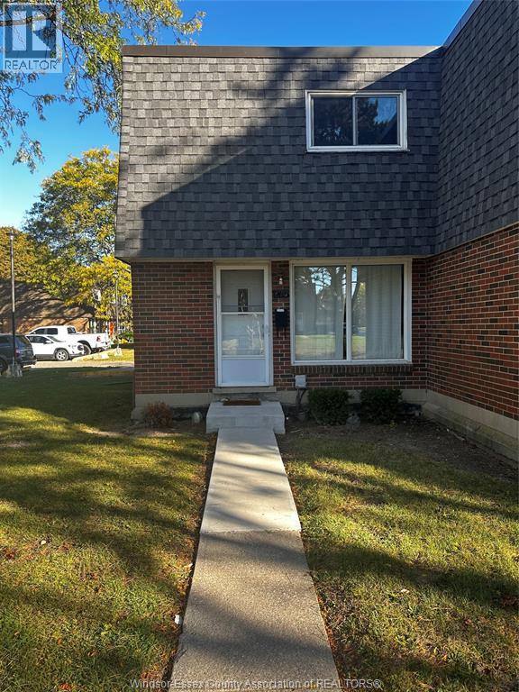 270 Victoria Unit 39, Amherstburg, ON N9V 2K5