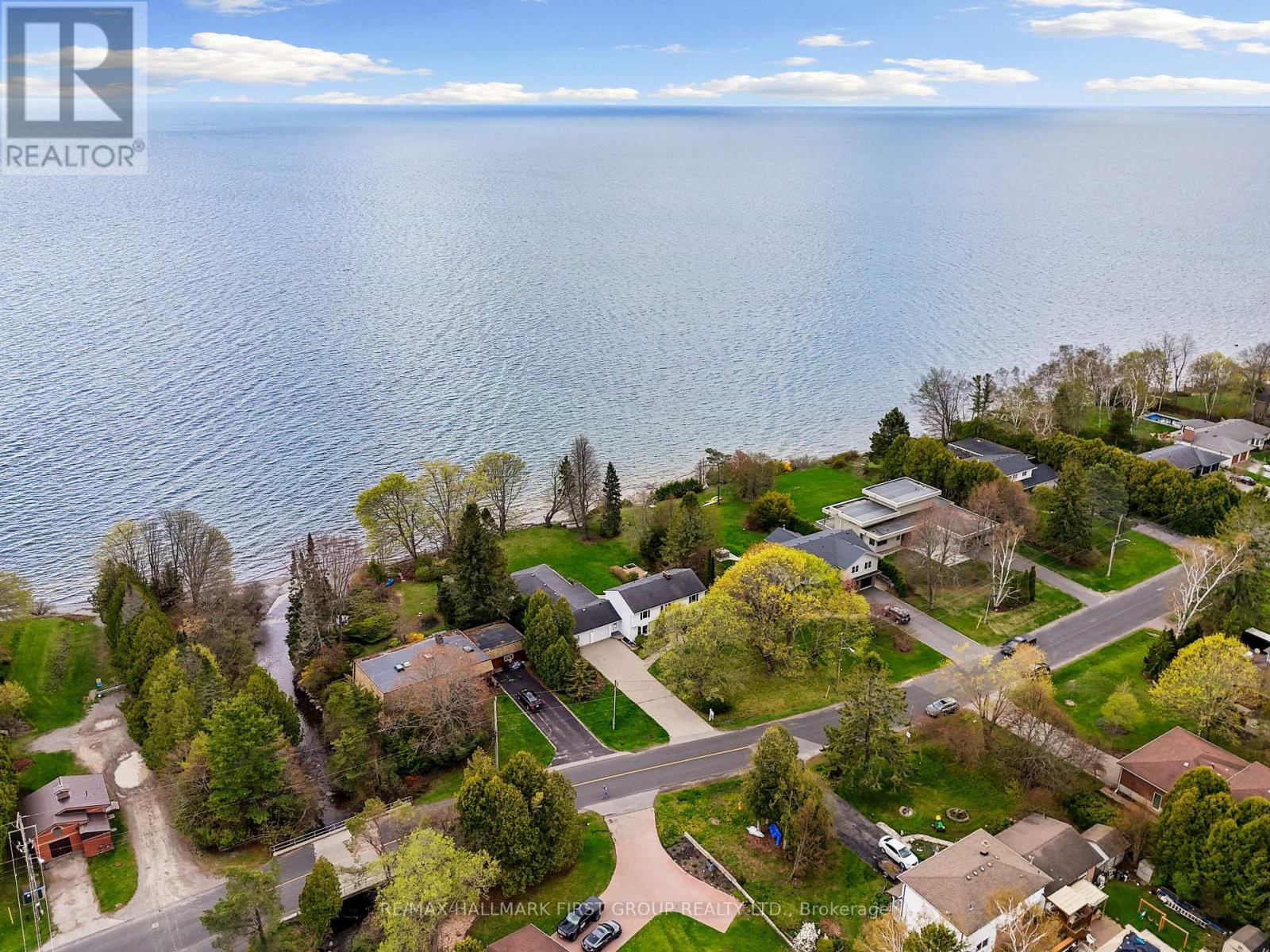401 Lakeshore Dr, Cobourg, ON K9A 1S2