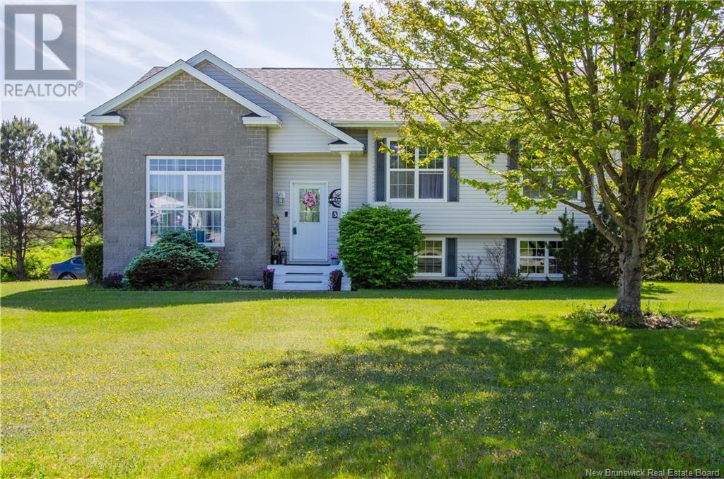 3 Old Lake Trl, Saint John, NB E2S 5B9
