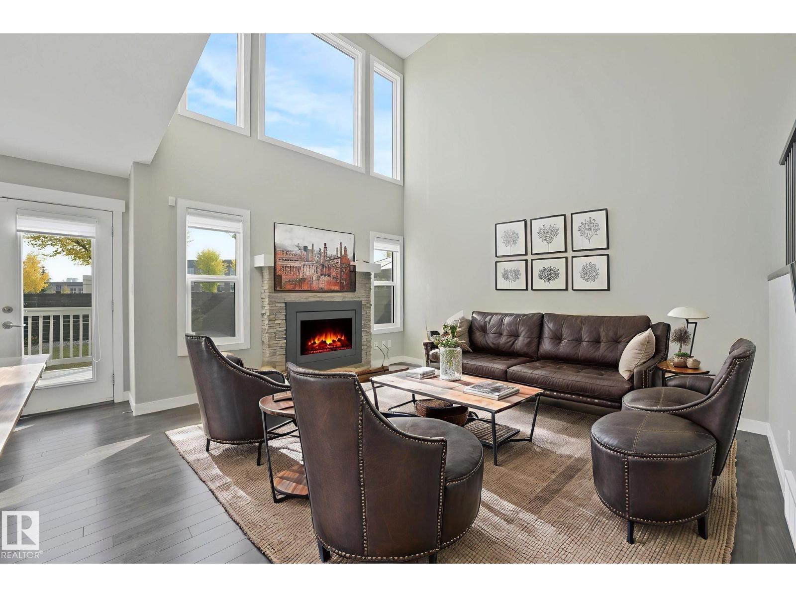 2375 Ware Cr NW, Edmonton, AB T6W 2V1