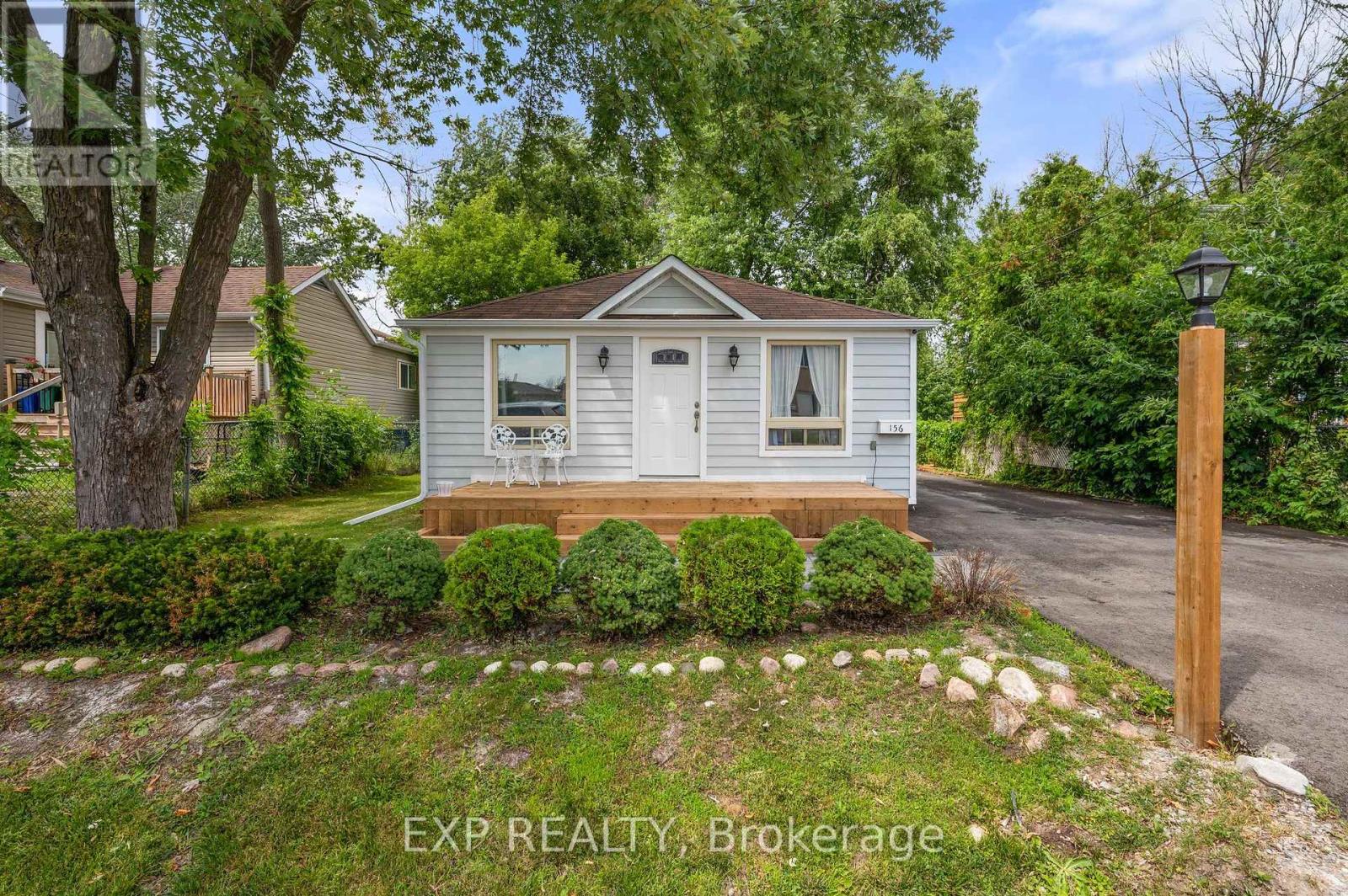 156 Beach Rd, Georgina, ON L4P 2L7