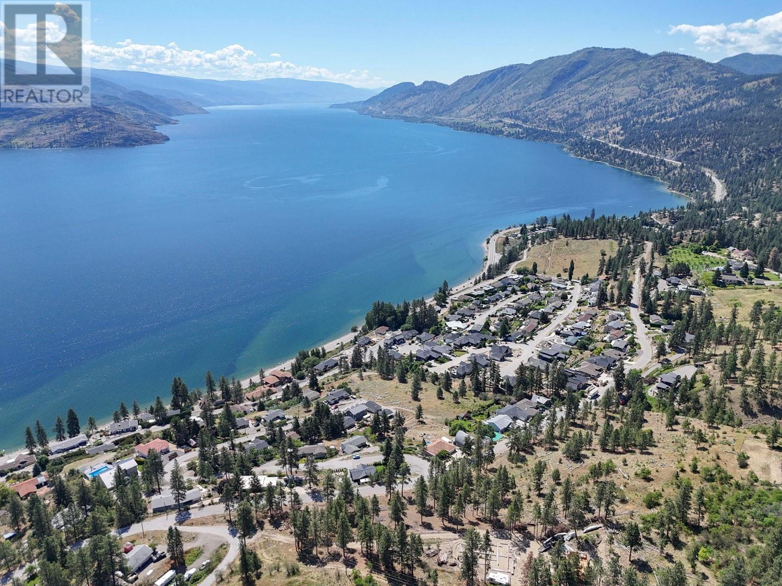 6446 Renfrew Rd, Peachland, BC V0H 1X7