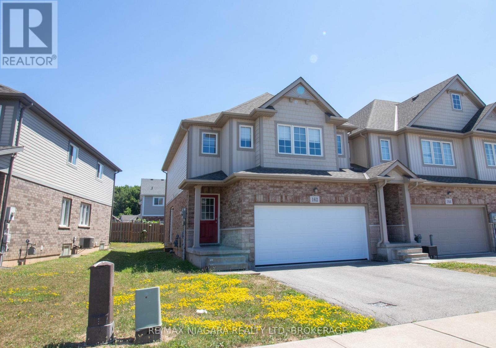 162 Winterberry Blvd, Thorold, ON L2V 5G6
