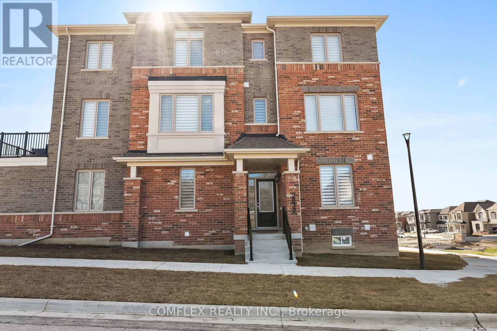 2832 Tippett Mews, Pickering, ON L1X 0R6
