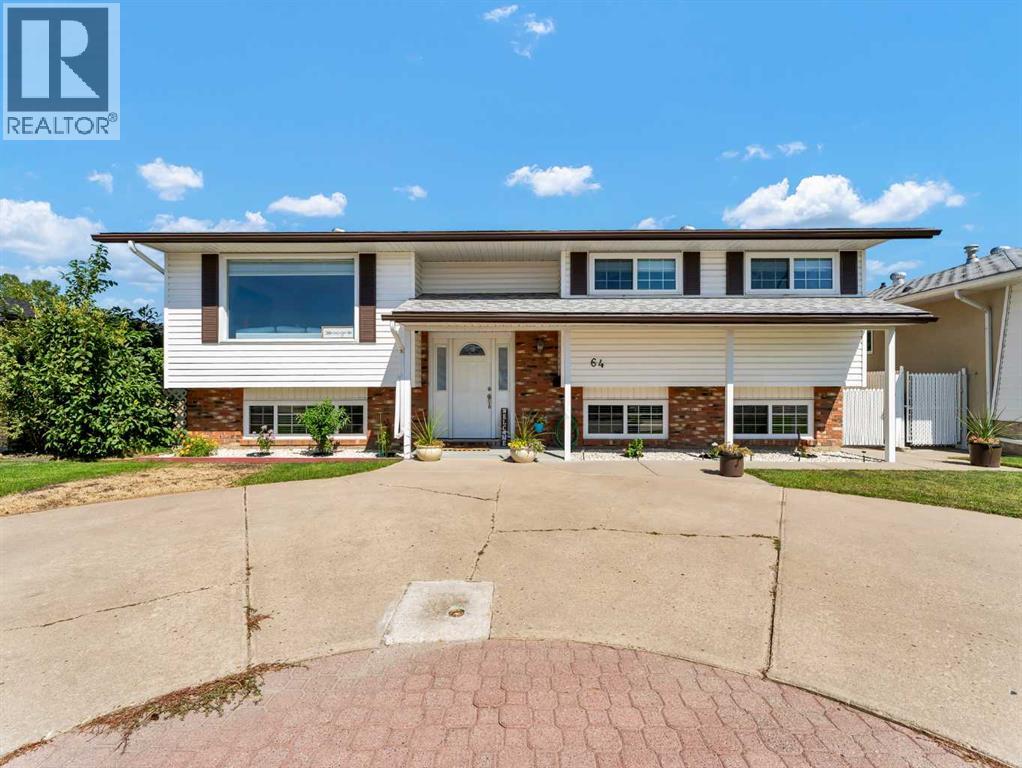 64 Cameron Rd SE, Medicine Hat, AB T1B 1K9