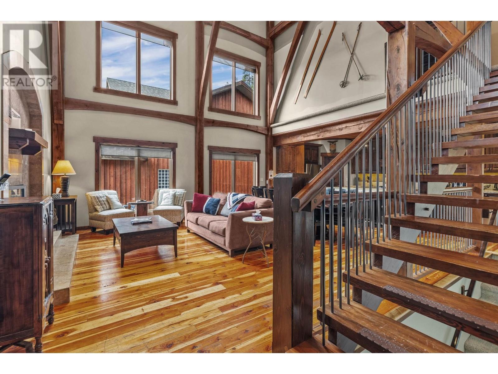 141 Stemwinder Dr, Kimberley, BC V1A 3E9