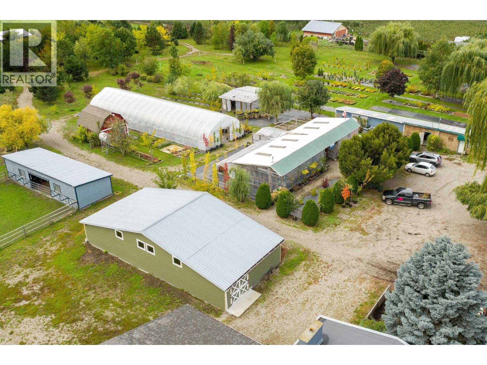 6800 Learmouth Rd, Coldstream, BC V1B 3G9