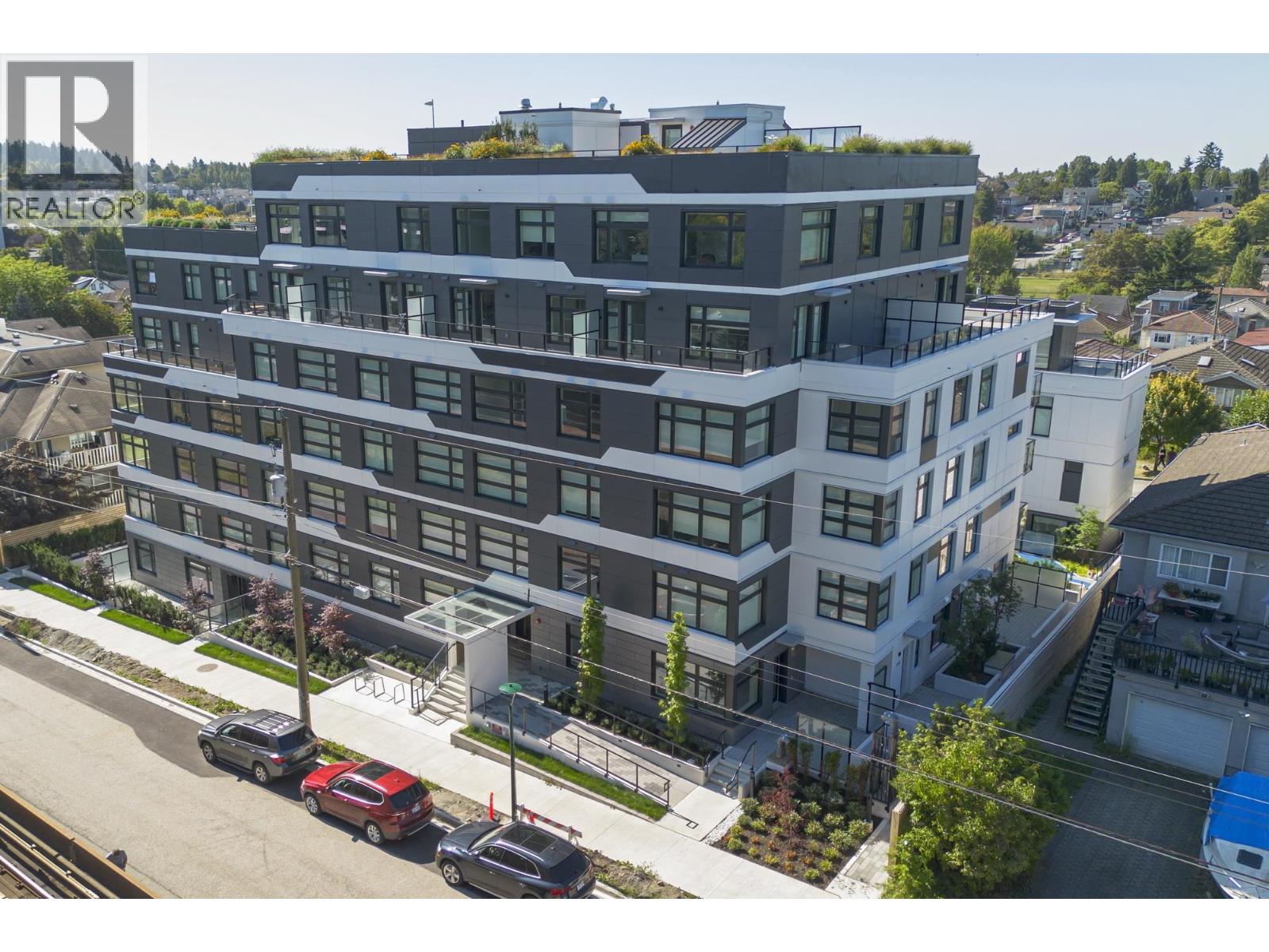 3264 Vanness Avenue Unit 206, Vancouver, BC V5R 0L5