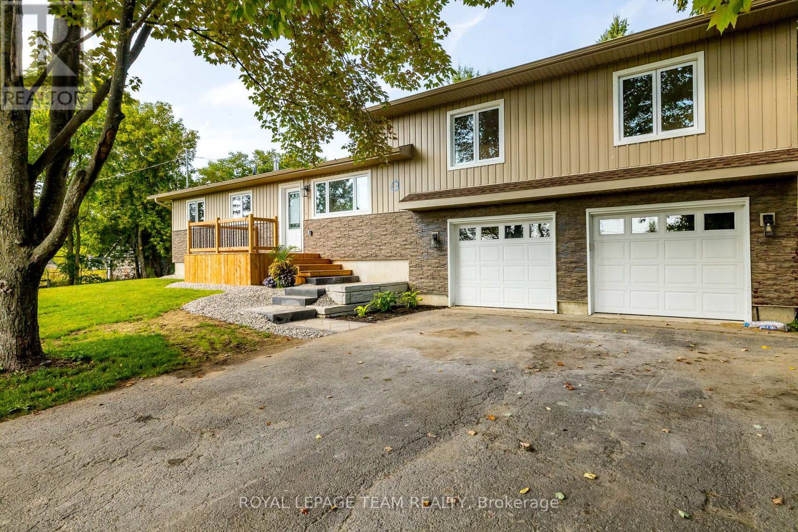 206 River View Ln, North Grenville, ON K0G 1J0