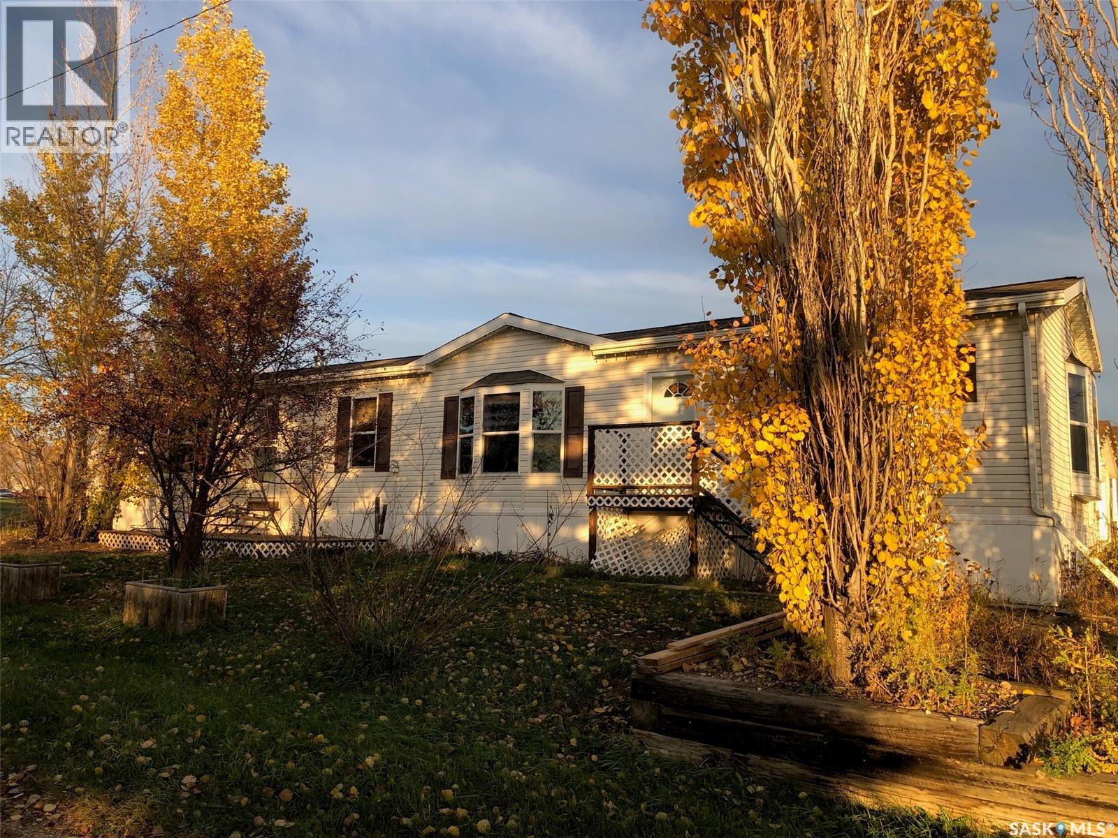 518 Railway Ave SE, Preeceville, SK S0A 3B0