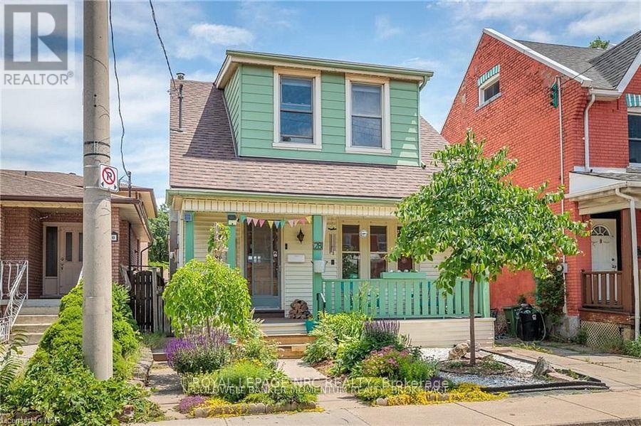 28 William St W, Hamilton, ON L8L 5T7