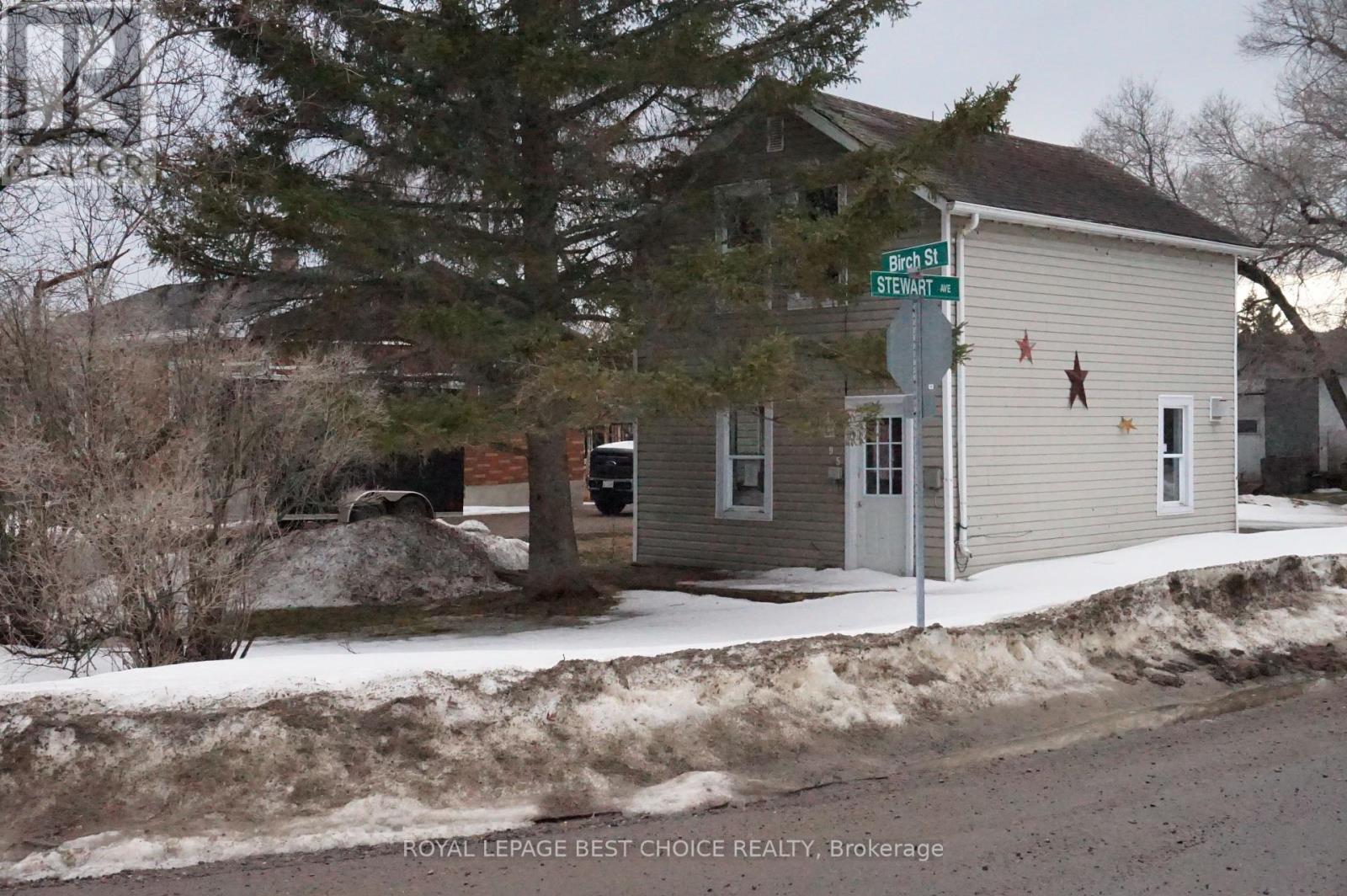 95 Birch St, Temiskaming Shores, ON P0J 1R0
