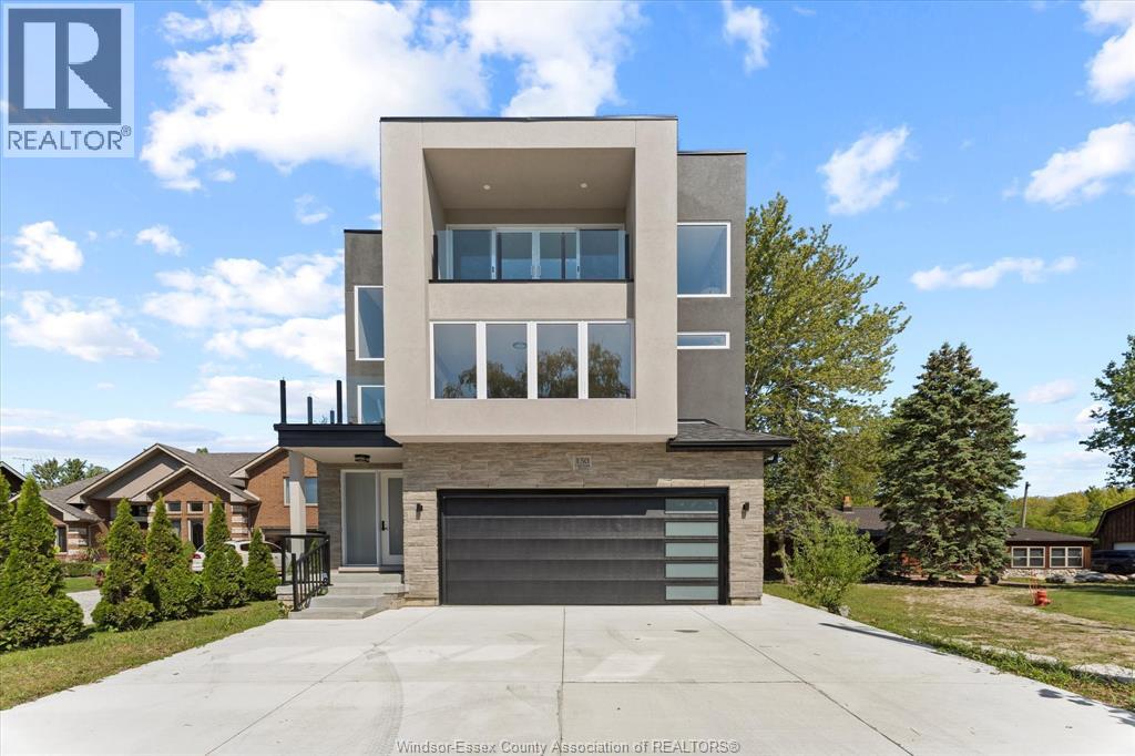 150 Lakewood Bch, Amherstburg, ON N9V 2Y8