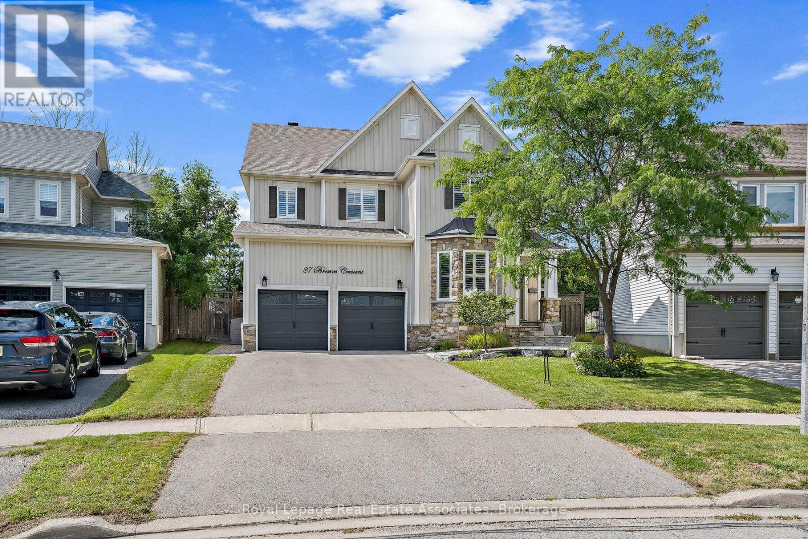 27 Browns Cres, Halton Hills Ac Acton, ON L7J 3A3