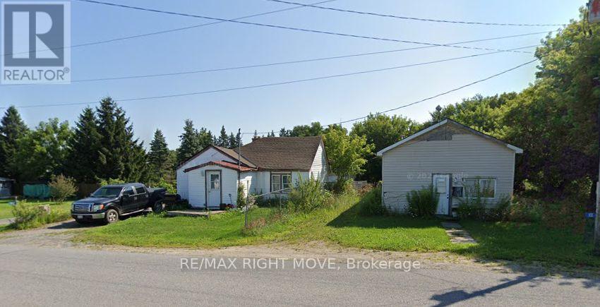 103 Bay St, Leeds and the Thousand Islands, ON K0H 2N0