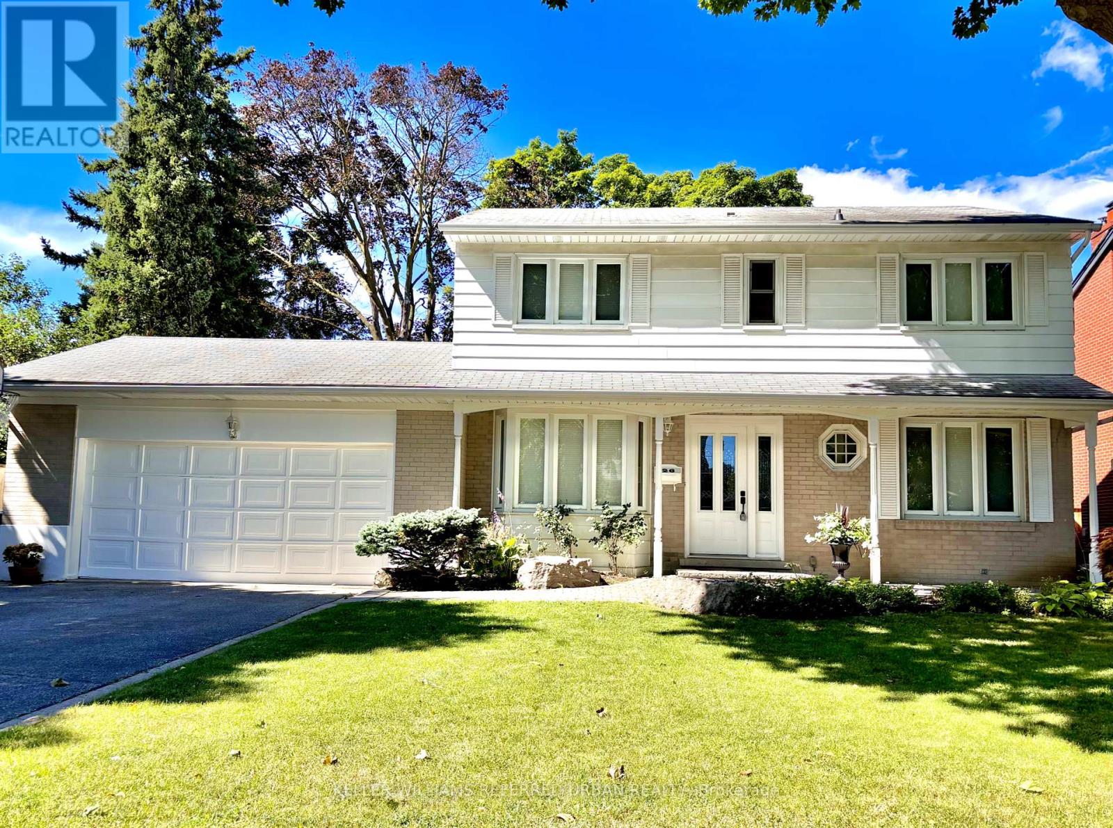 26 Foxmeadow Rd, Toronto, ON M9R 1E5